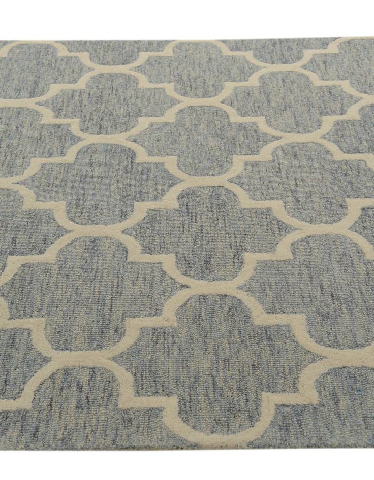 Detail image of  5' 1 x 8' 2 Luna Rug