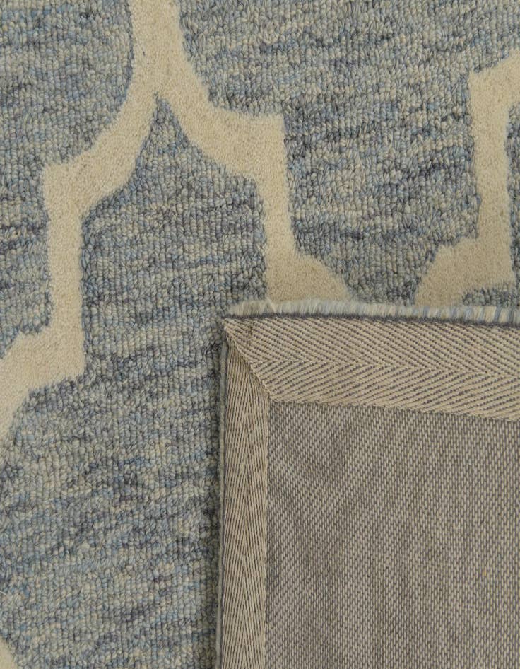 Detail image of  5' 1 x 8' 2 Luna Rug