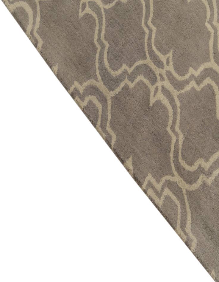 Detail image of  6' x 8' 9 Luna Wool Rug