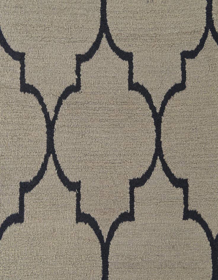 Detail image of  5' x 7' 10 Luna Wool Rug