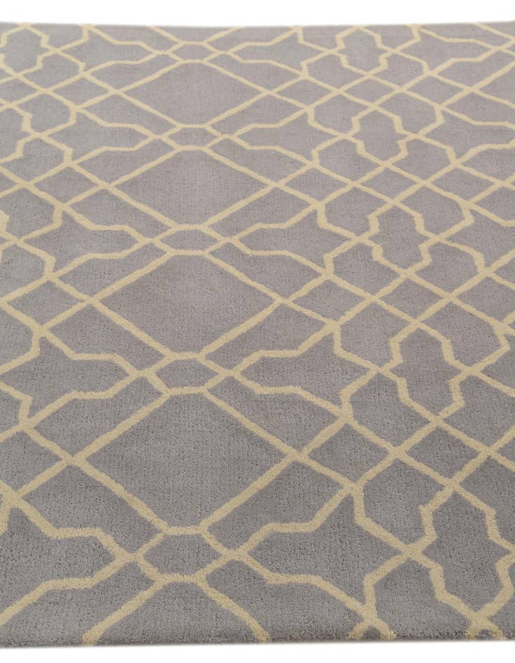 Detail image of  5' 1 x 8' Luna Wool Rug