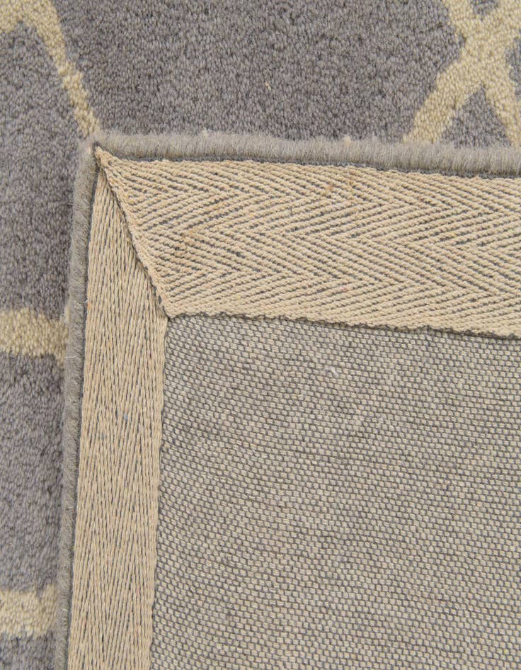 Detail image of  5' x 8' Luna Wool Rug