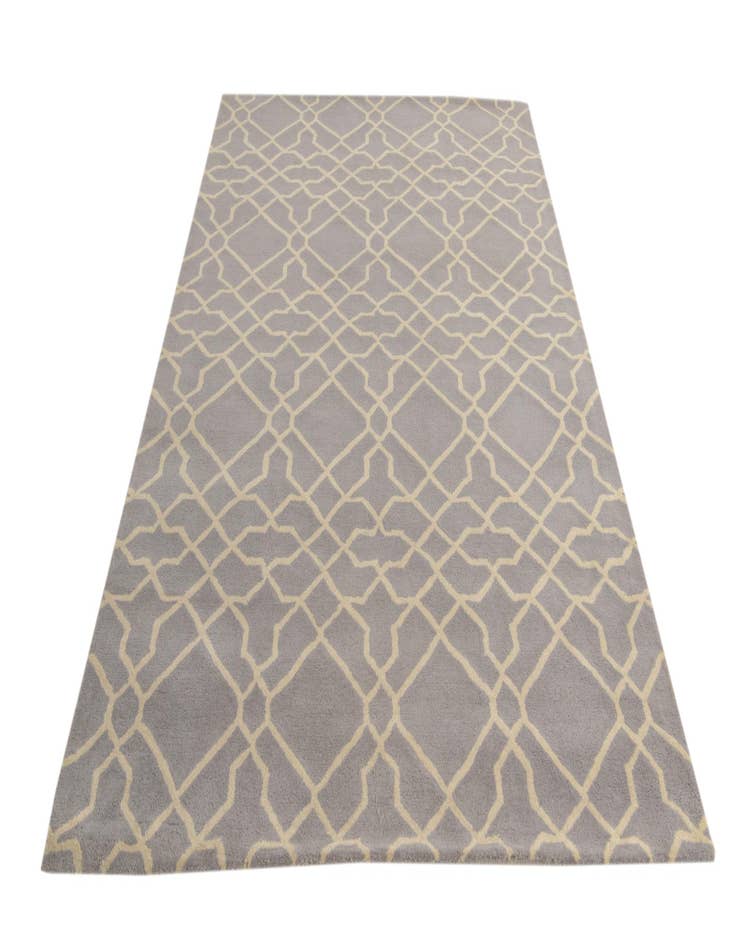 Detail image of  5' 1 x 8' Luna Wool Rug