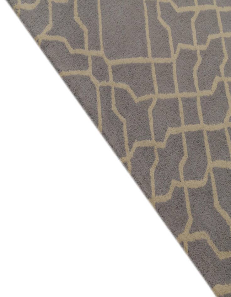 Detail image of  5' 1 x 8' Luna Wool Rug