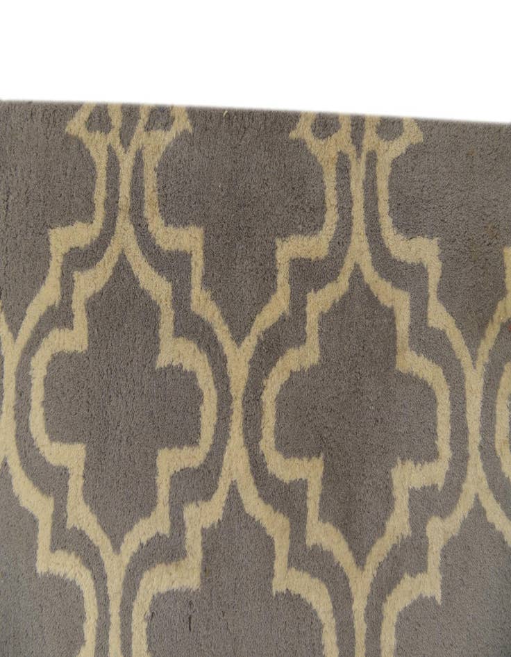 Detail image of  6' 1 x 9' Luna Wool Rug