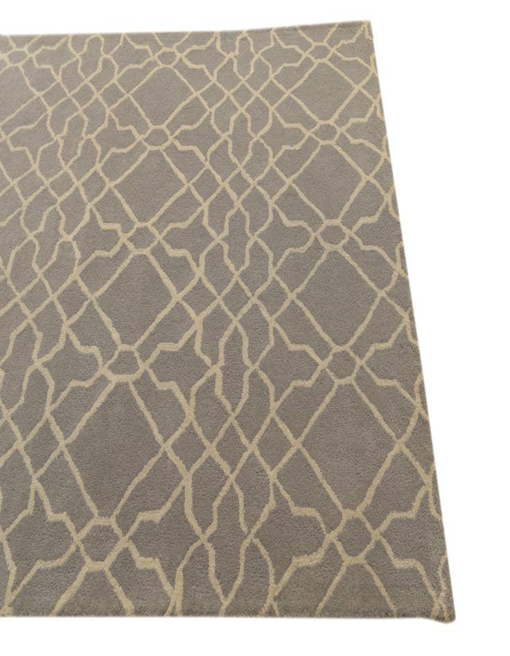 Detail image of  5' x 8' Luna Wool Rug