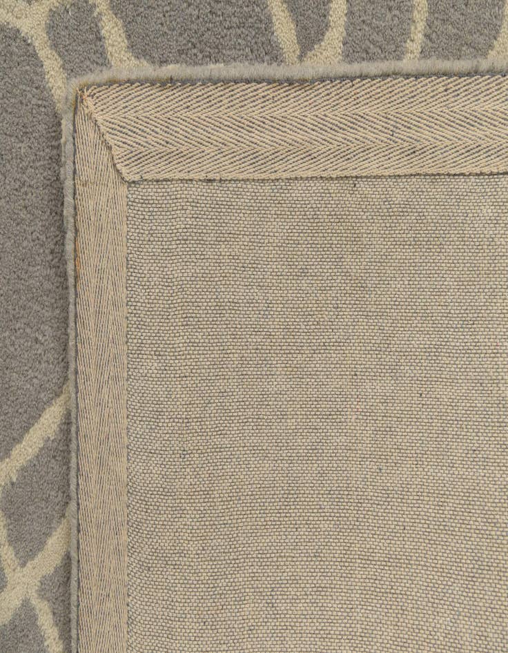 Detail image of  5' x 8' Luna Wool Rug