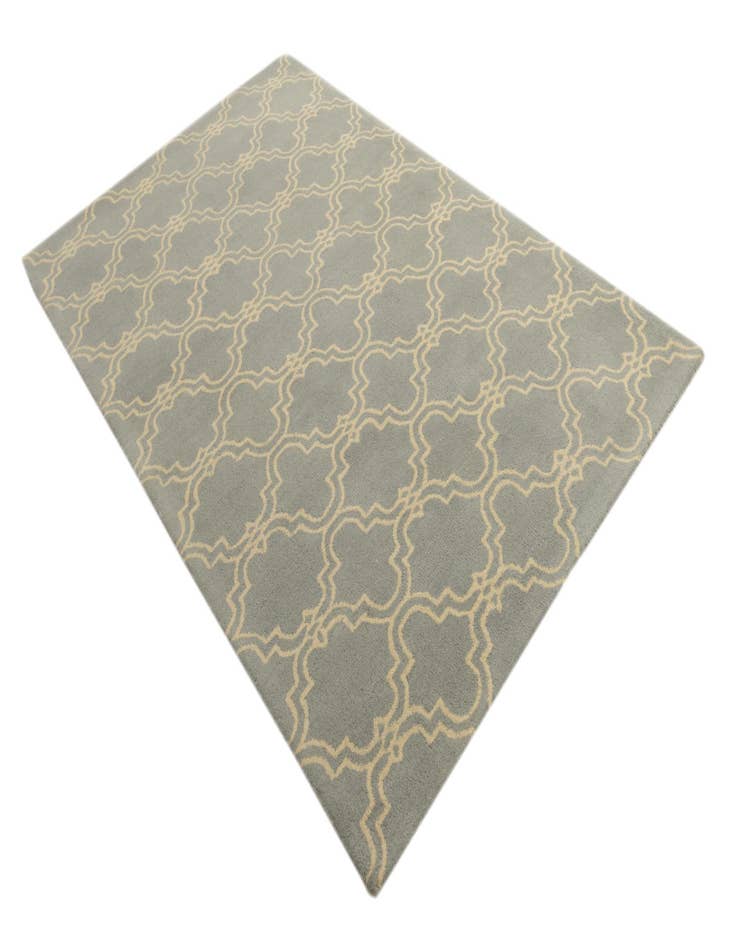 Detail image of  5' x 7' 10 Luna Wool Rug