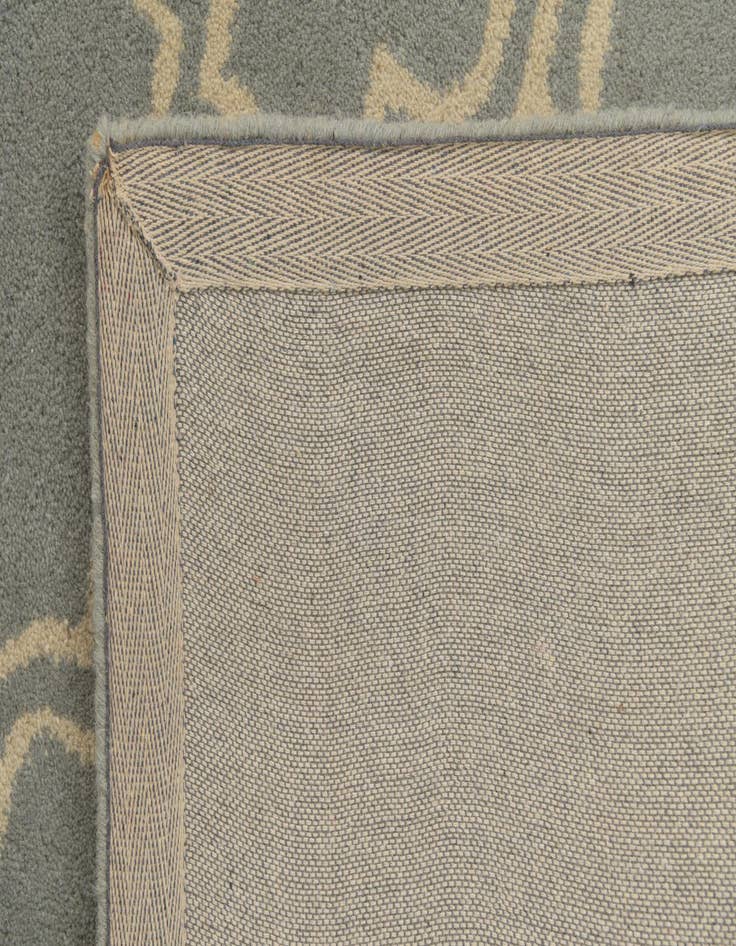 Detail image of  5' x 8' Luna Wool Rug