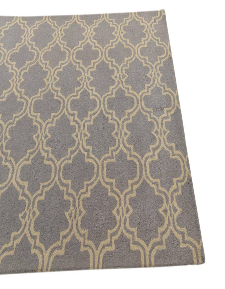 Detail image of  5' x 8' Luna Wool Rug