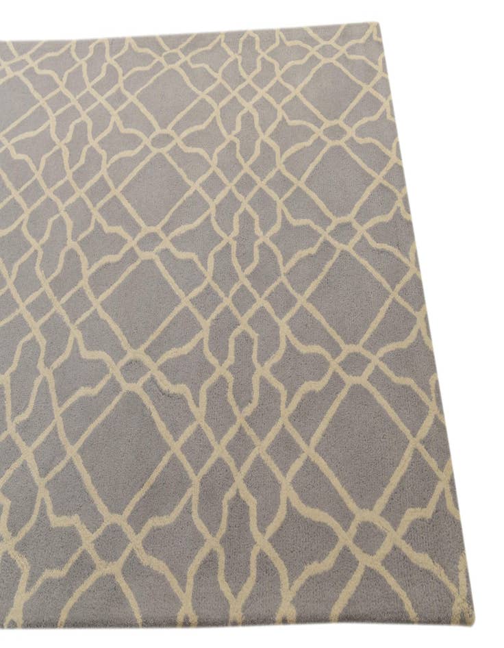 Detail image of  5' x 8' Luna Wool Rug