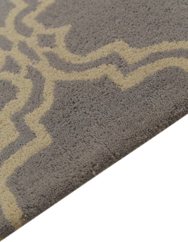 Detail image of  5' x 8' Luna Wool Rug