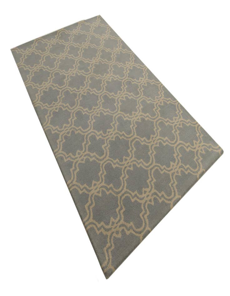 Detail image of  5' x 8' Luna Wool Rug