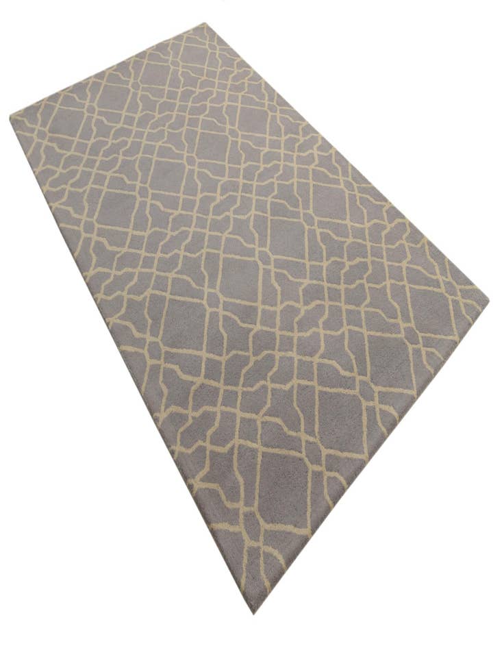 Detail image of  5' x 8' Luna Wool Rug