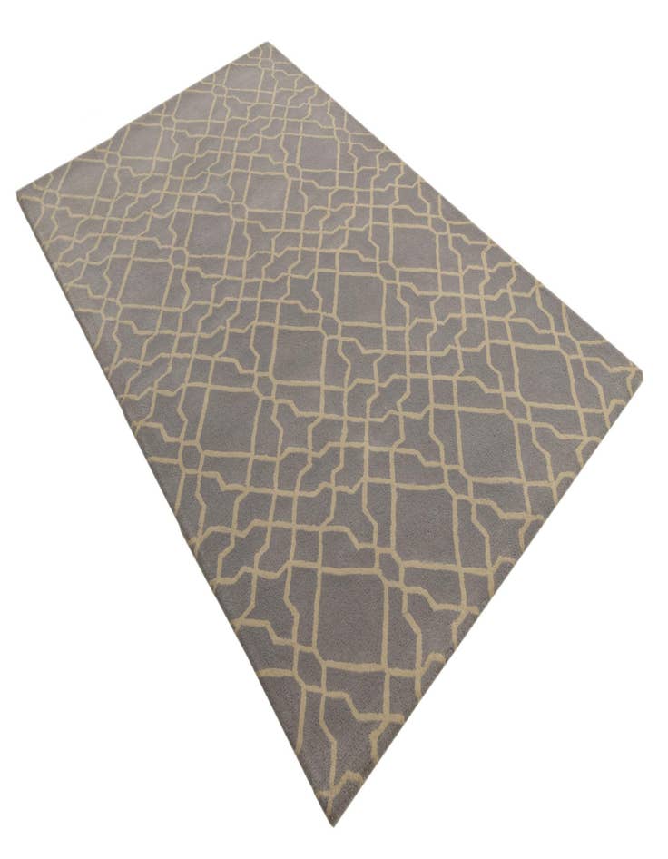 Detail image of  5' x 8' Luna Wool Rug