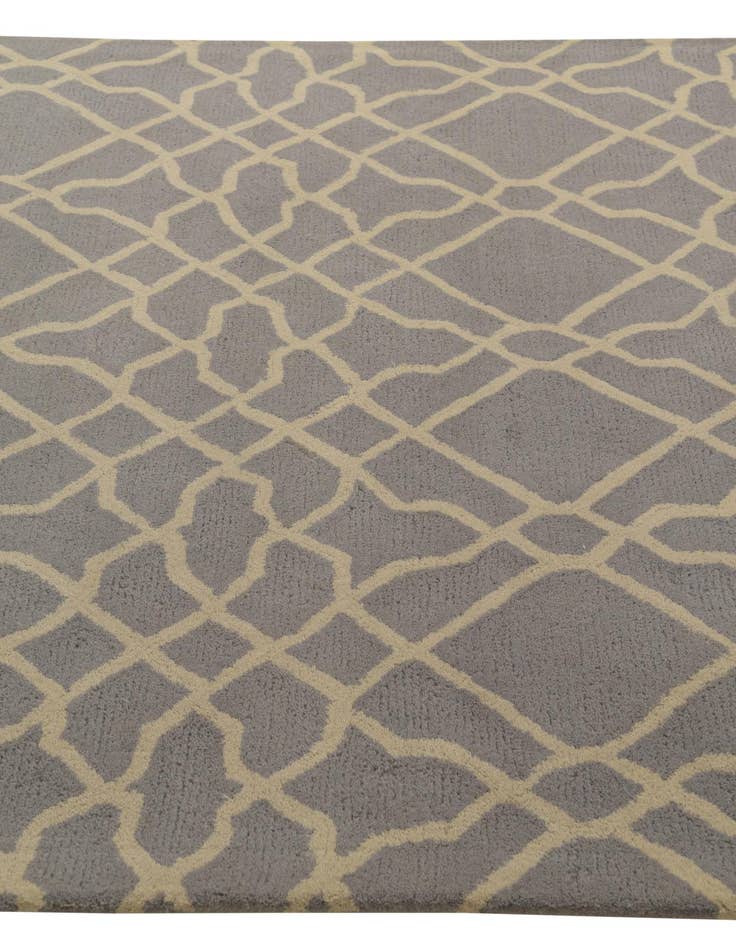 Detail image of  5' x 8' Luna Wool Rug