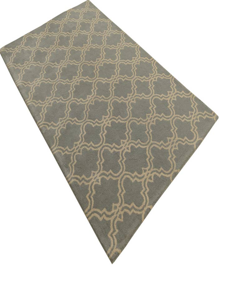 Detail image of  5' x 8' Luna Wool Rug