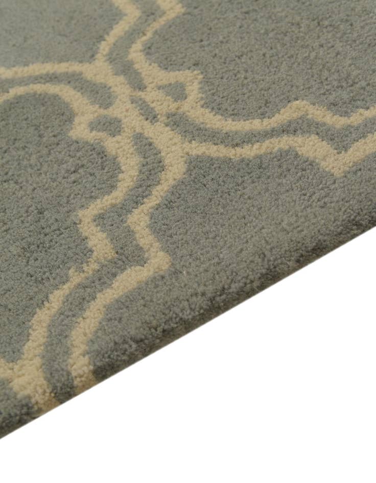 Detail image of  5' x 8' Luna Wool Rug