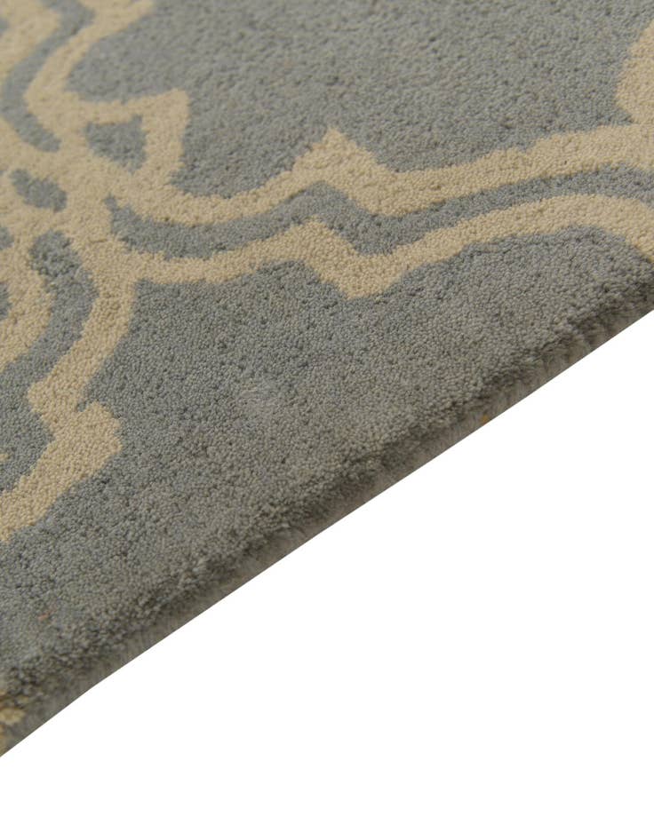 Detail image of  5' x 8' 1 Luna Wool Rug