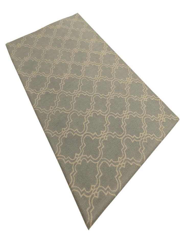 Detail image of  5' x 8' Luna Wool Rug