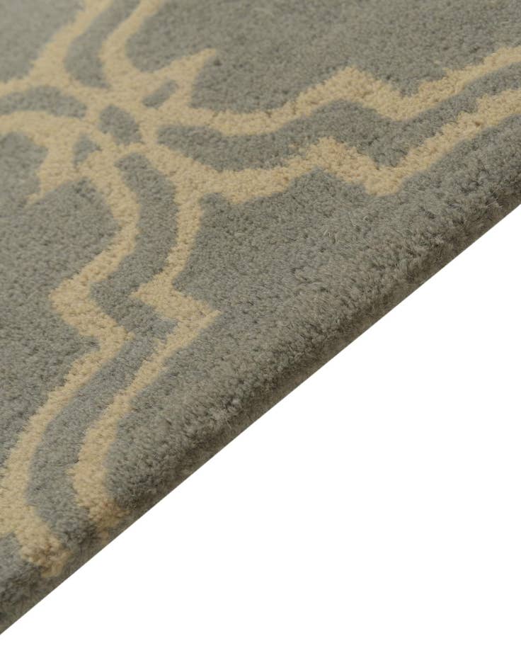 Detail image of  5' x 8' Luna Wool Rug