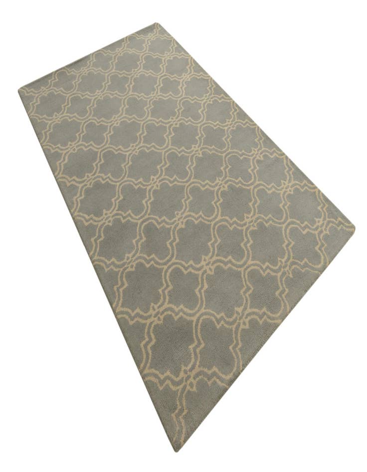 Detail image of  5' x 7' 10 Luna Wool Rug