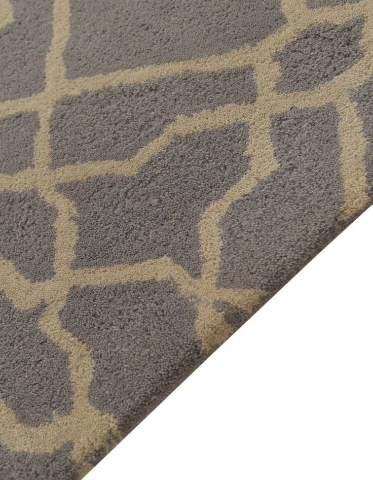 Detail image of  5' x 8' Luna Wool Rug