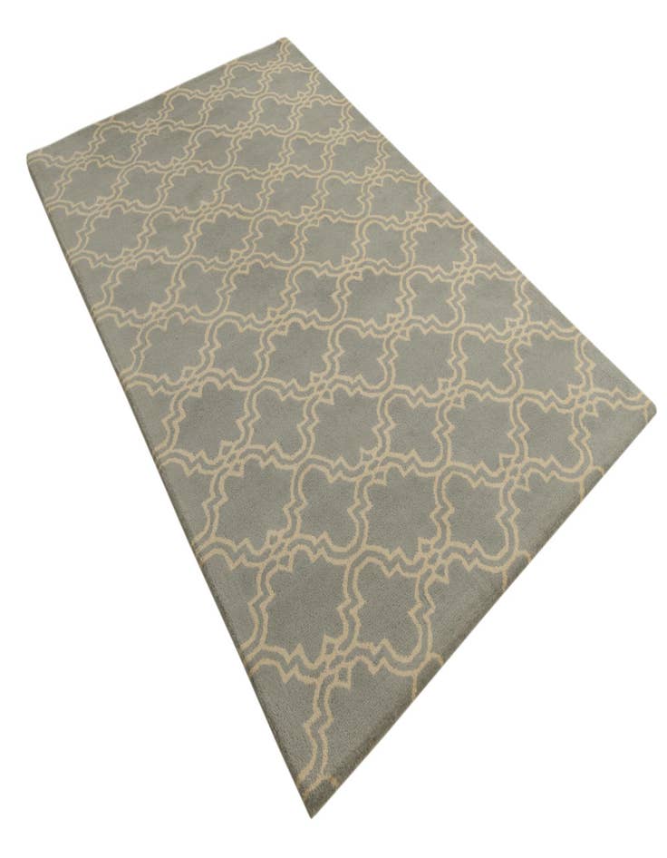 Detail image of  5' x 8' Luna Wool Rug