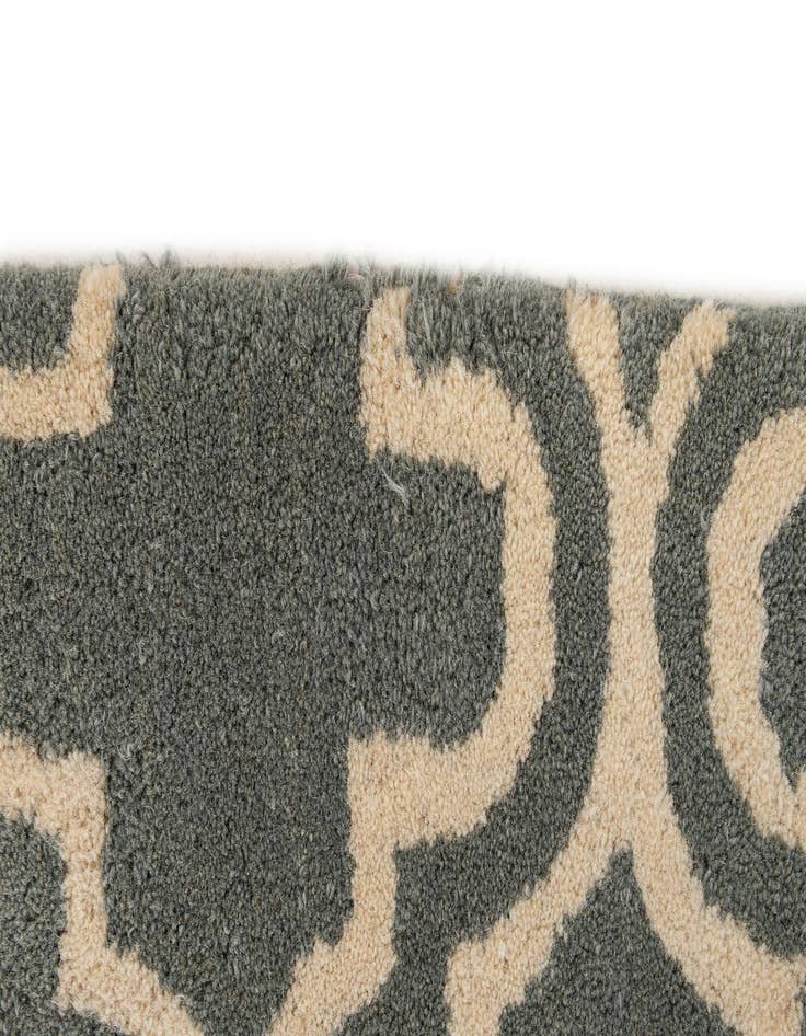 Detail image of  8' x 10' Luna Wool Rug