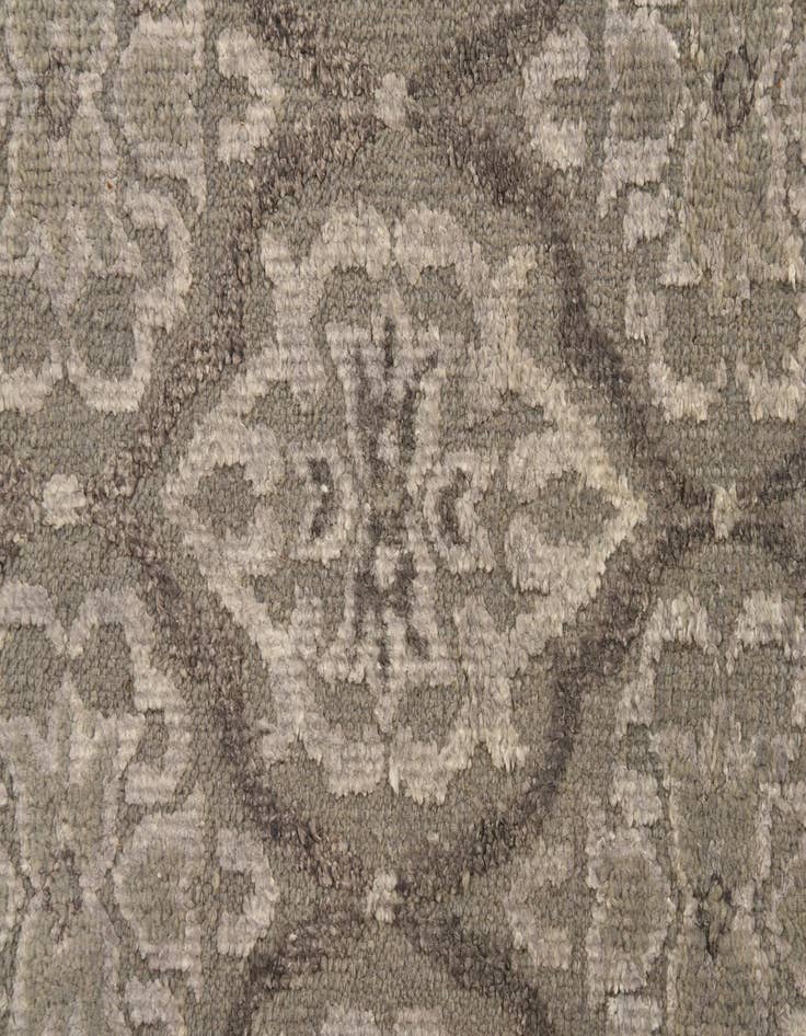 Detail image of  7' 10 x 9' 9  Hand Knotted Luna Rug