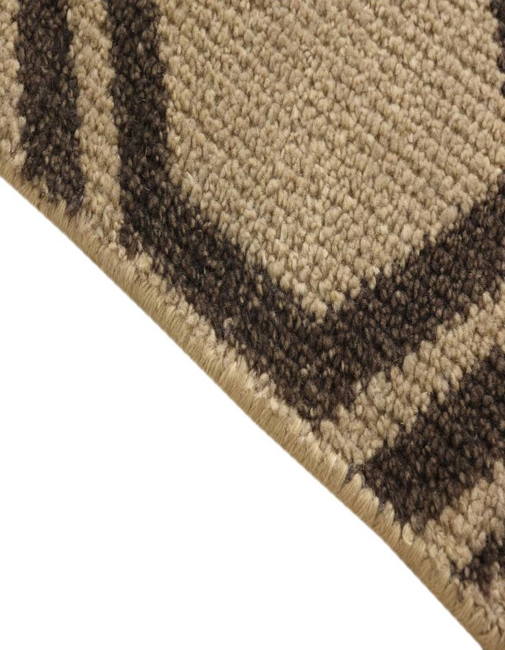 Detail image of  9' 1 x 11' 10  Hand Knotted Luna Wool Rug