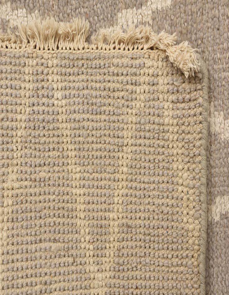 Detail image of  3' 8 x 5' 9  Hand Knotted Luna Rug