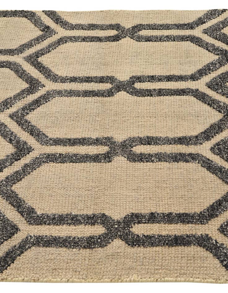 Detail image of  3' 8 x 5' 9  Hand Knotted Luna Rug