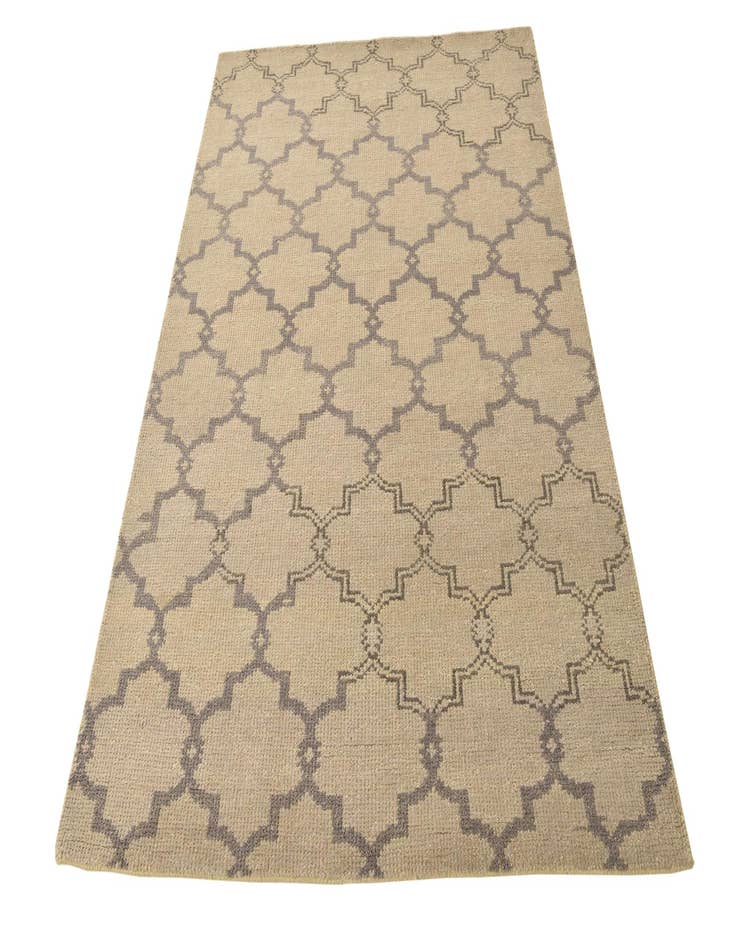 Detail image of  4' 10 x 6' 10  Hand Knotted Luna Wool Rug