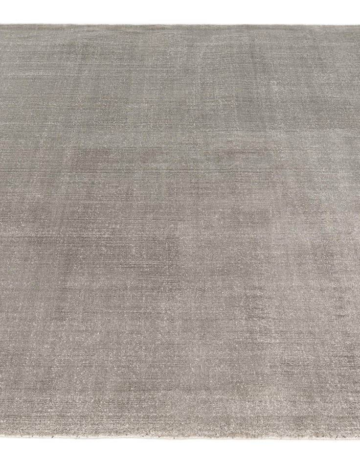 Detail image of  5' 7 x 8' 2 Luna Wool Rug