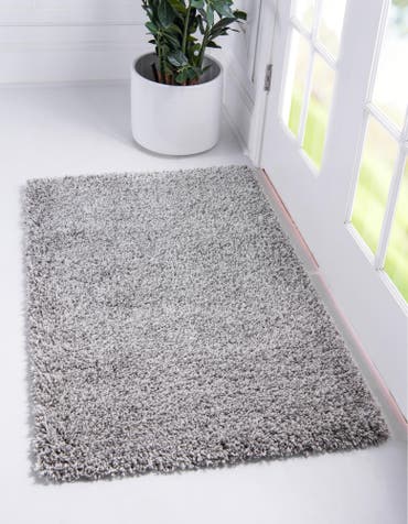  2' 8 x 4' Luxury Solid Shag Rug