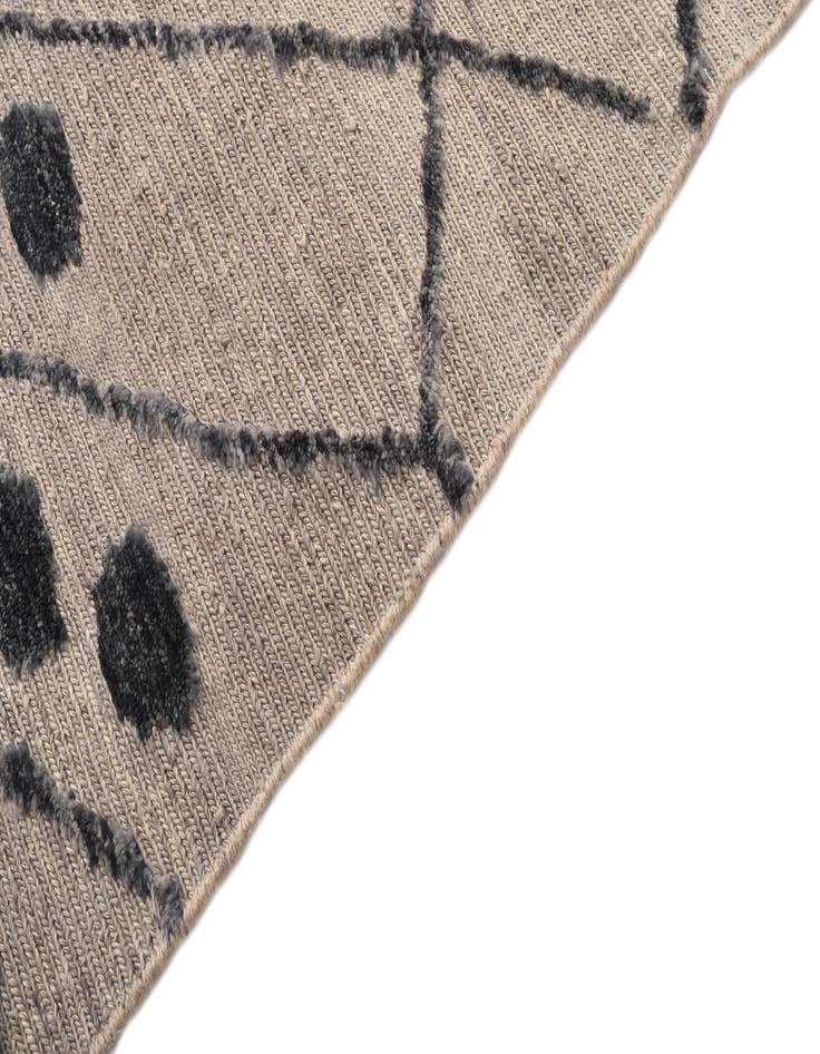 Detail image of  5' x 6' 6  Hand Knotted Moroccan Wool Rug