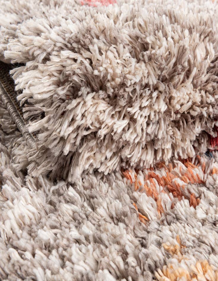 Detail image of  5' 3 x 7' 7 Morocco Rug