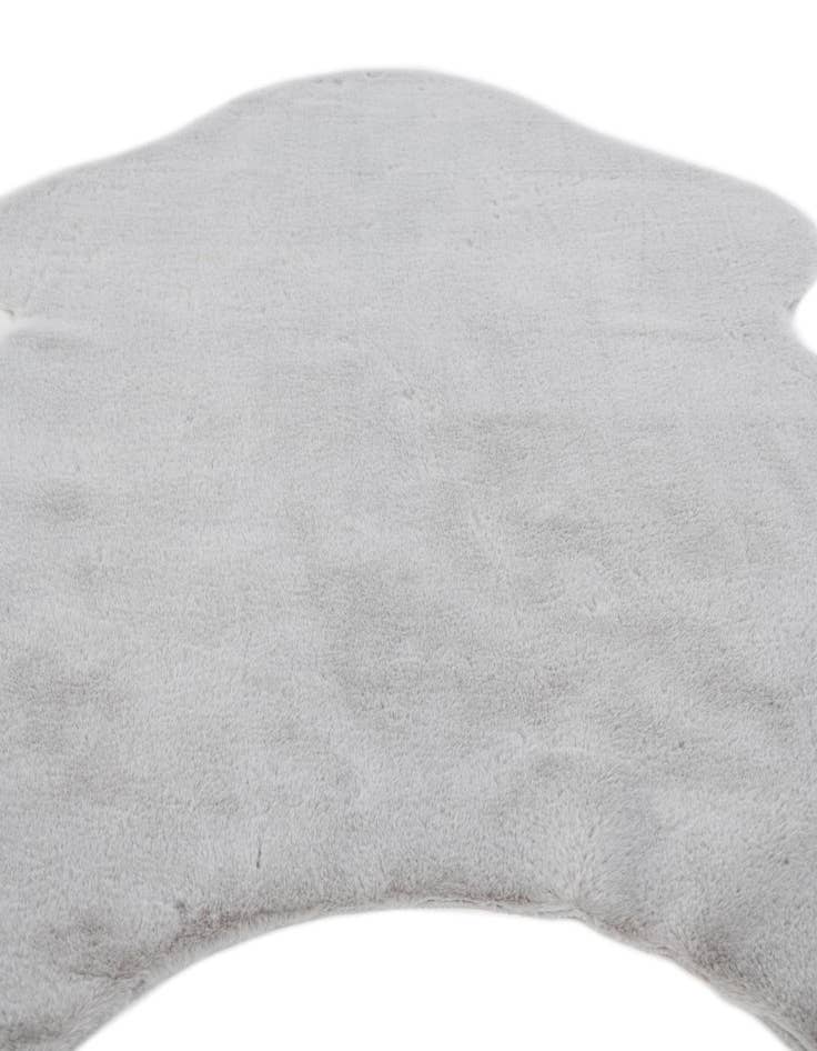 Detail image of 3' x 5' Natural Sheepskin Rug