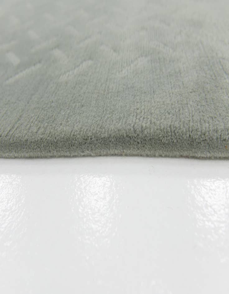 Detail image of  5' 7 x 7' 8  Hand Knotted Nepal Wool Rug