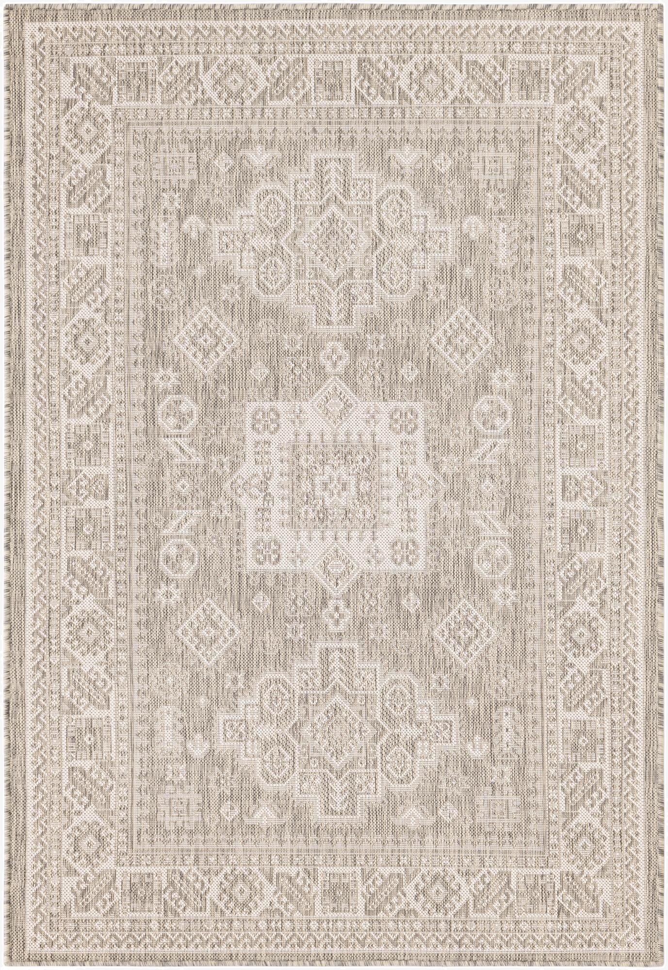 4' x 6'  Washable Aztec Indoor / Outdoor Rug