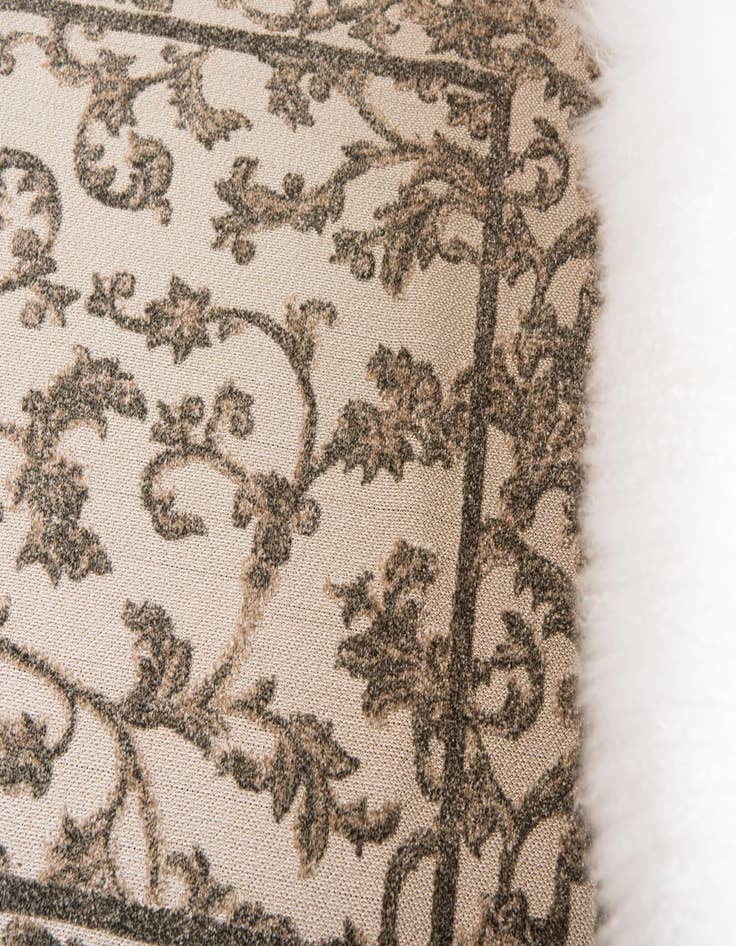 Detail image of 4' x 6' Washable Botanical Indoor / Outdoor Rug