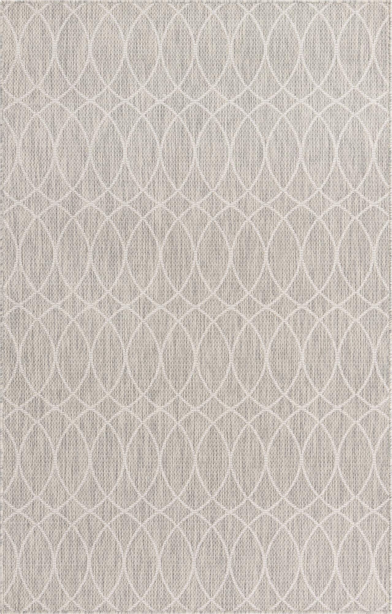 5' 3 x 8'  Washable Lattice Indoor / Outdoor Rug