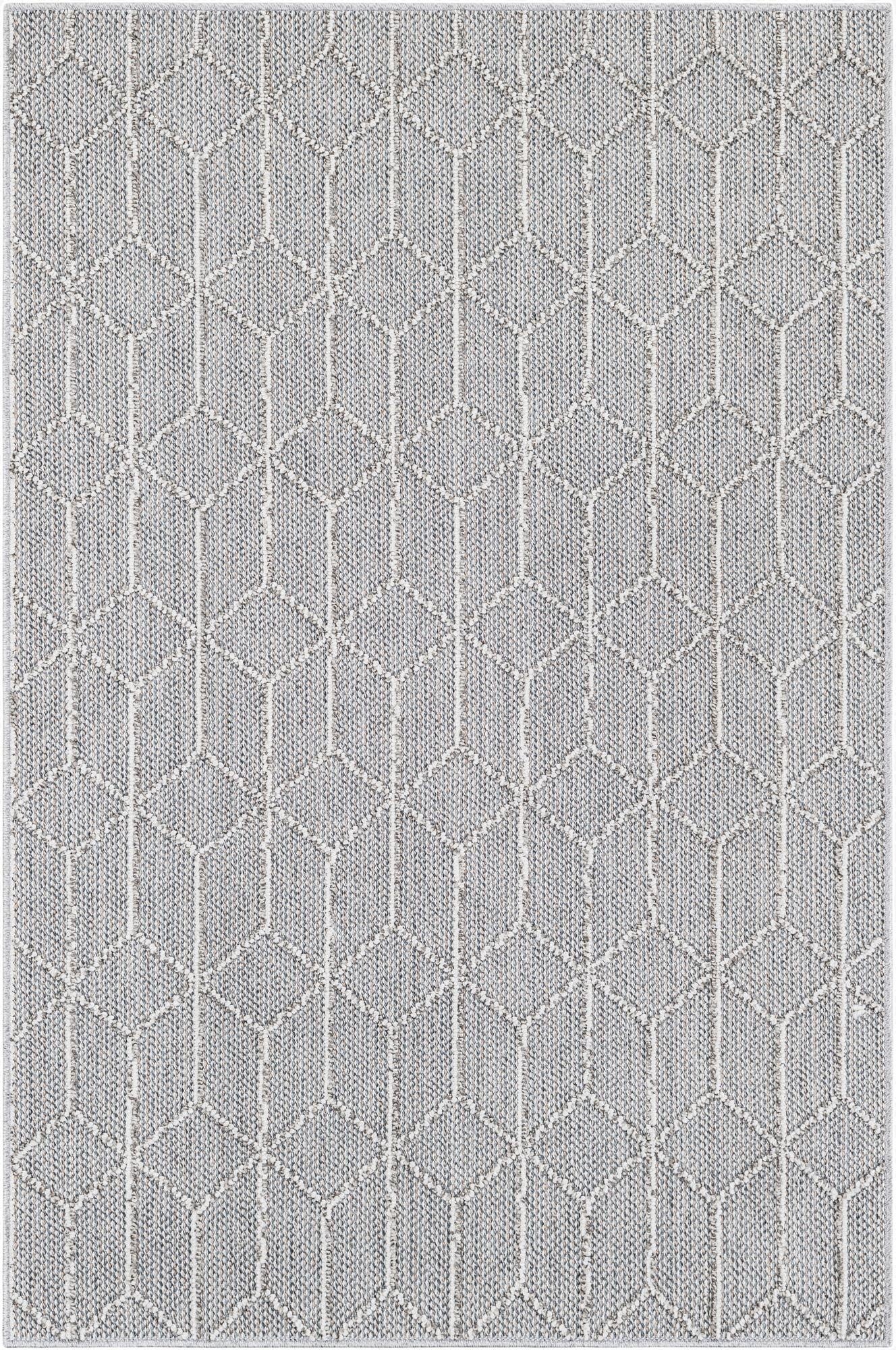  4' 1 x 6' 1  Washable Lattice Indoor / Outdoor Rug