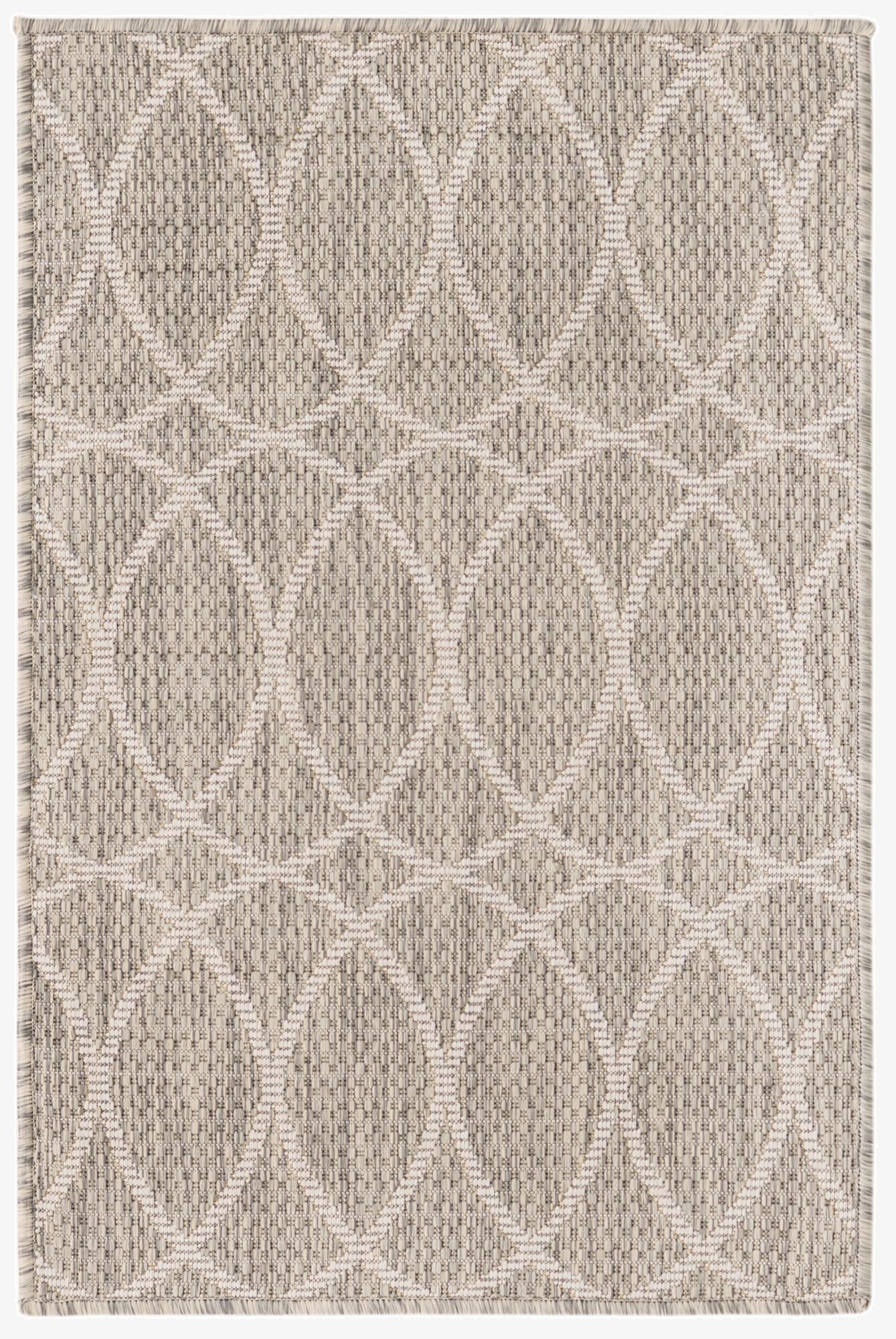  2' x 3'  Washable Lattice Indoor / Outdoor Rug