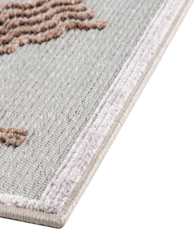 Detail image of  5' x 7' 7  Washable  Indoor / Outdoor Rug