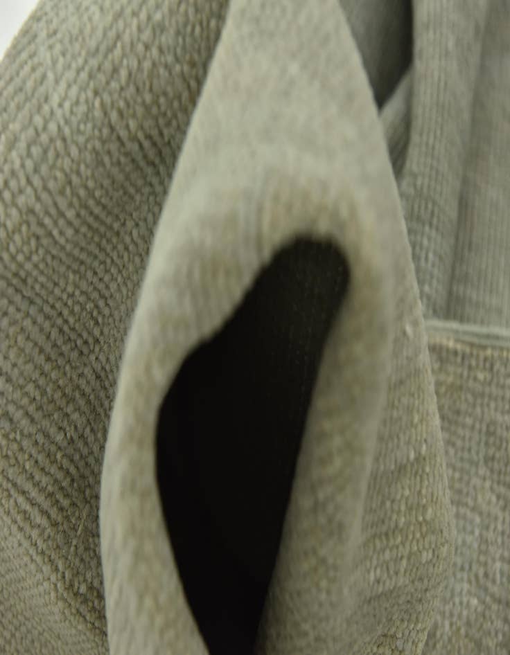 Detail image of  8' 1 x 9' 5  Hand Knotted Peshawar Ziegler Wool Rug