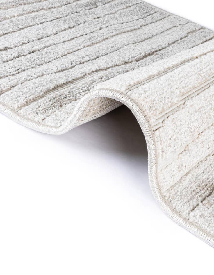 Detail image of  4' x 6'  Washable Sabrina Soto Ola Indoor / Outdoor Rug