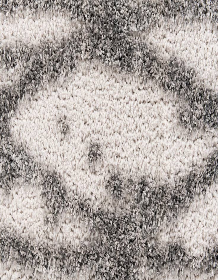 Detail image of 5' 2 x 7' 6 Soft Touch Shag Rug