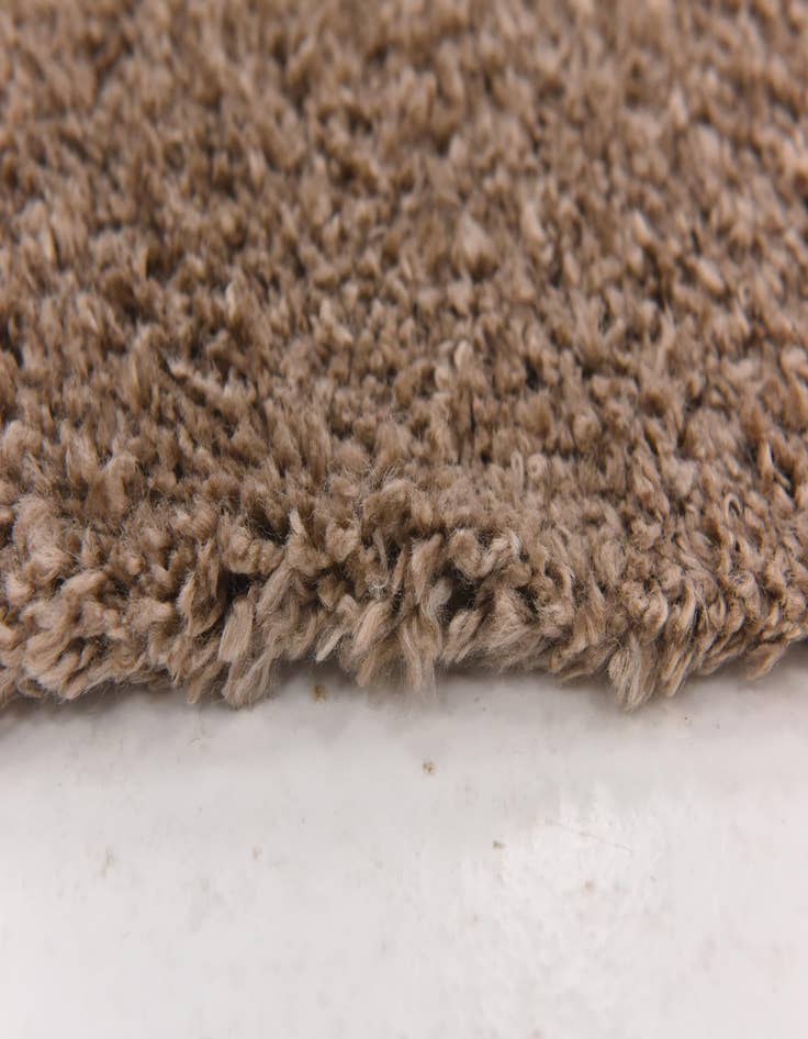 Detail image of  5' 3 x 7' 6 Solid Shag Rug